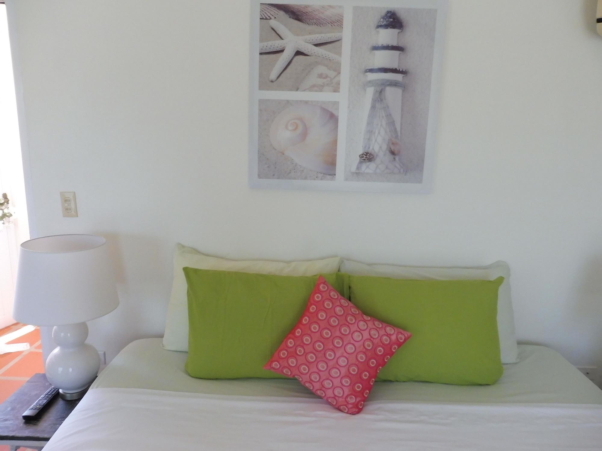 Karibu Aruba Boutique Hotel شاطئ بالم المظهر الخارجي الصورة