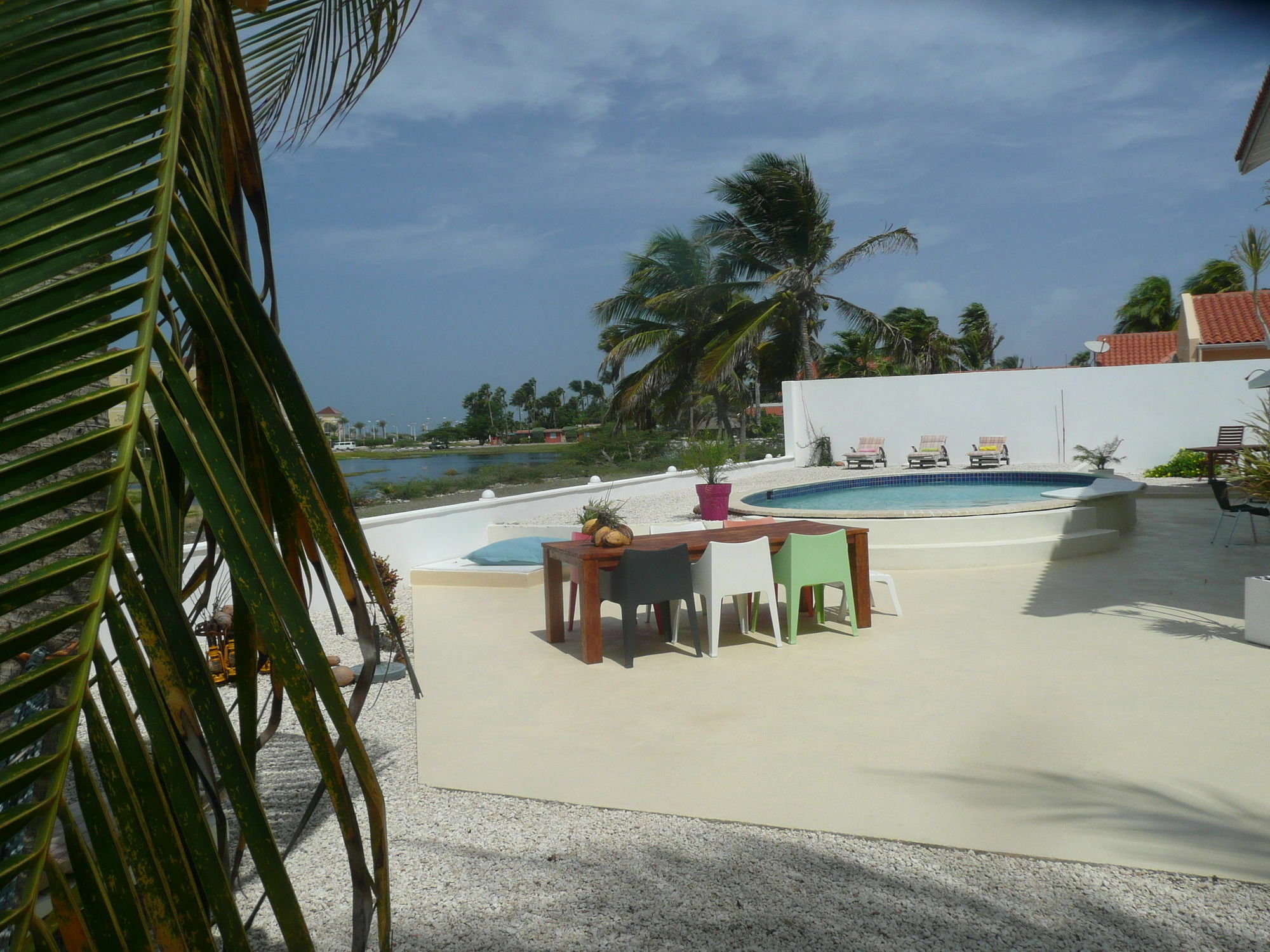 Karibu Aruba Boutique Hotel شاطئ بالم المظهر الخارجي الصورة